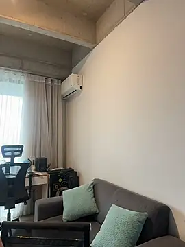 Snapshot of ValeriaTorress_ chatting on February 23, 2026, 6:49 pm ValeriaTorress online show from February 23, 2026, 6:49 pm