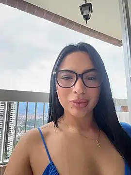 ValeriaTorress  online show from April 5, 2026, 5:43 pm