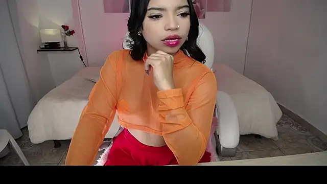 Snapshot of aylin_ross_ chatting on January 6, 2026, 11:36 am aylin ross online show from January 6, 2026, 11:36 am