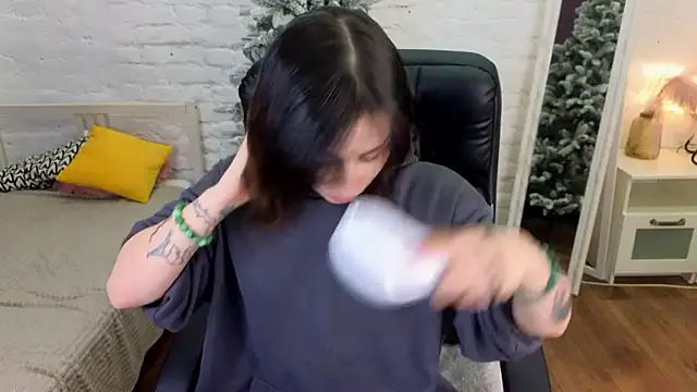 Marsy xx online show from February 3, 2026, 12:43 pm