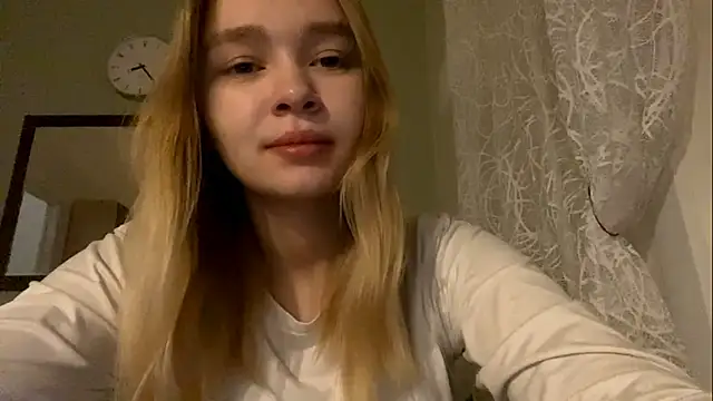 Snapshot of Leifuture chatting on January 14, 2026, 1:22 am Leifuture online show from January 14, 2026, 1:22 am