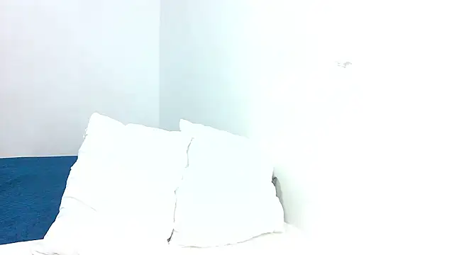 Sthefanyx2 online show from February 13, 2026, 1:12 am