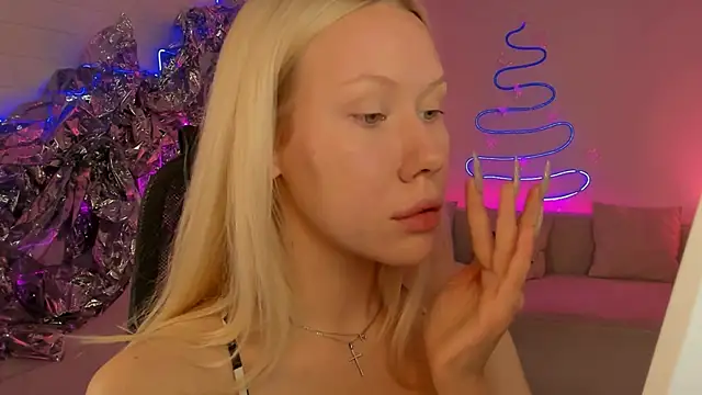 Snapshot of AprilChambers chatting on January 14, 2026, 9:48 am AprilChambers online show from January 14, 2026, 9:48 am