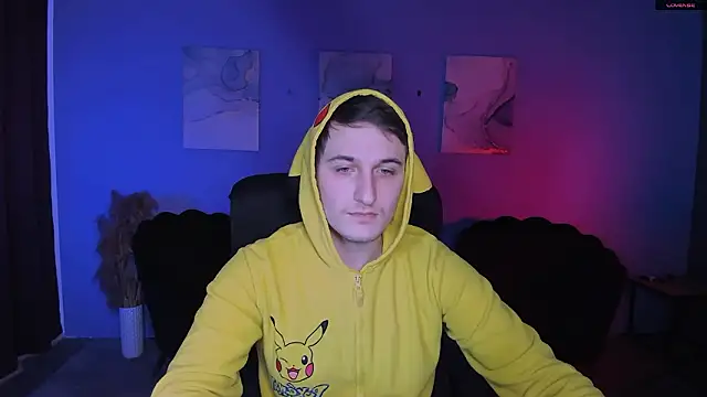 beauty liam online show from February 9, 2026, 8:02 pm