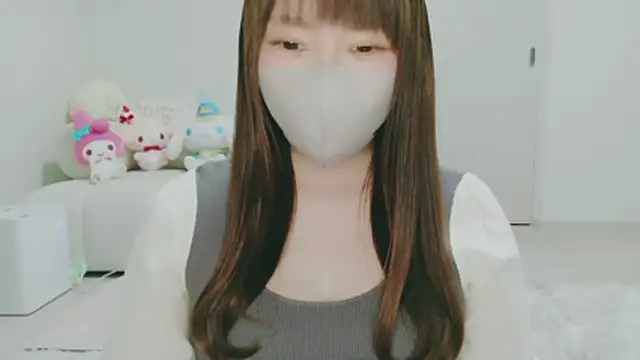 yuyuchan   online show from February 13, 2026, 11:39 am