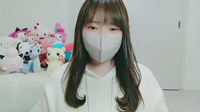 yuyuchan   online show from April 14, 2026, 10:21 am