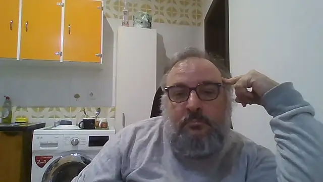 Snapshot of UrsoHardBRPT chatting on March 11, 2026, 11:22 pm UrsoHardBRPT online show from March 11, 2026, 11:22 pm