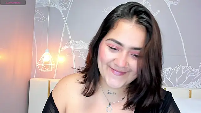 beautifulgirl4u  online show from May 14, 2026, 9:21 pm