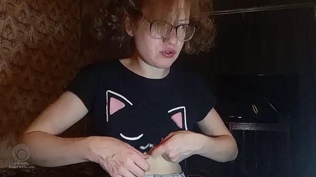 Snapshot of Alice_newhome chatting on January 7, 2026, 9:39 pm Alice newhome online show from January 7, 2026, 9:39 pm