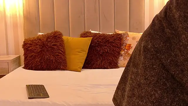 Snapshot of danielamilles chatting on January 15, 2026, 1:37 pm danielamilles online show from January 15, 2026, 1:37 pm