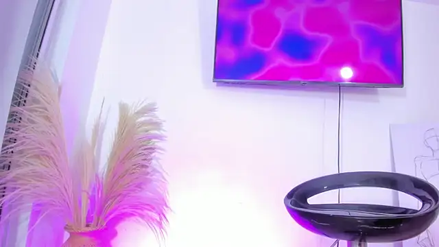 Camila saaenz online show from March 29, 2026, 6:13 am