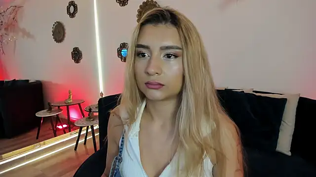 Snapshot of Morgan_Lux chatting on January 11, 2026, 1:38 pm Morgan Lux online show from January 11, 2026, 1:38 pm