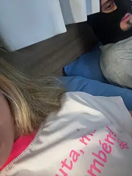 privsloirinha online show from February 22, 2026, 5:40 am