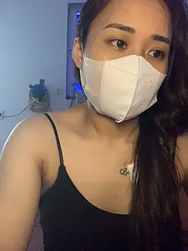 NinaBaby22 online show from April 6, 2026, 6:14 am