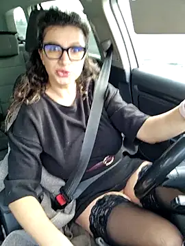 Snapshot of MiraBennet chatting on January 17, 2026, 8:30 am MiraBennet online show from January 17, 2026, 8:30 am