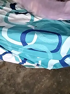 captainofgirl online show from April 3, 2026, 12:58 pm