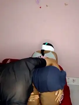 Snapshot of Crazy_Couple_1 chatting on January 12, 2026, 4:29 am Crazy Couple 1 online show from January 12, 2026, 4:29 am