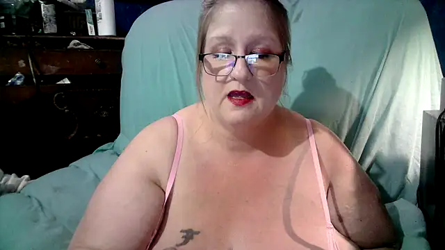 Snapshot of jade-belle chatting on May 8, 2026, 6:52 am jade-belle online show from May 8, 2026, 6:52 am