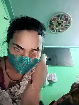 anzel33 online show from December 15, 2025, 4:44 pm