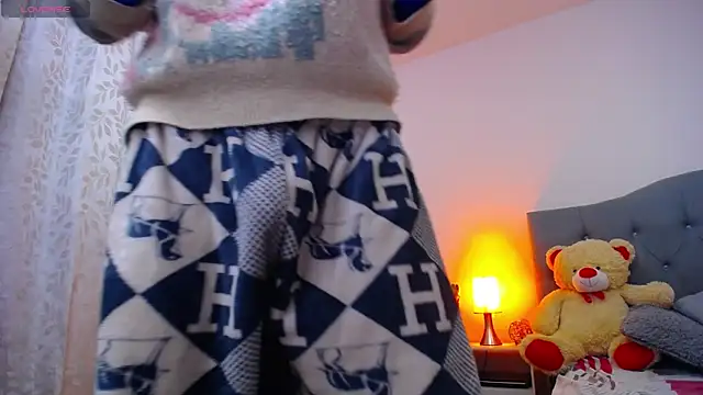 TOMBOYSEXX online show from December 21, 2025, 11:28 am