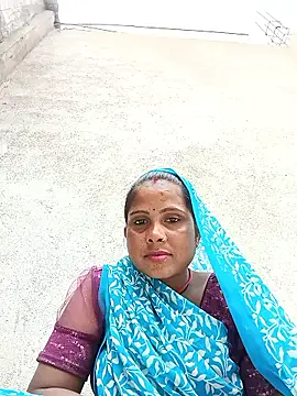 Snapshot of Shreya_pandit chatting on February 2, 2026, 10:36 am Shreya pandit online show from February 2, 2026, 10:36 am