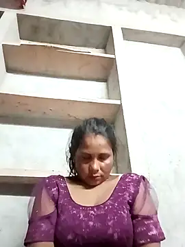 Snapshot of Shreya_pandit chatting on February 3, 2026, 2:53 am Shreya pandit online show from February 3, 2026, 2:53 am