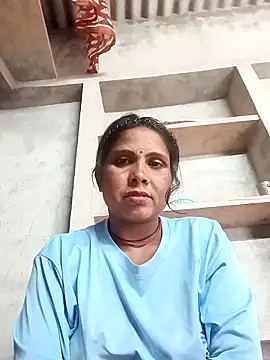 Snapshot of Shreya_pandit chatting on February 4, 2026, 11:27 am Shreya pandit online show from February 4, 2026, 11:27 am