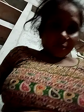 Snapshot of Shreya_pandit chatting on February 8, 2026, 12:03 am Shreya pandit online show from February 8, 2026, 12:03 am