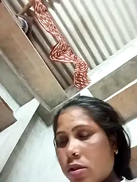 Snapshot of Shreya_pandit chatting on February 12, 2026, 12:33 pm Shreya pandit online show from February 12, 2026, 12:33 pm