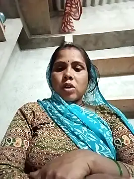 Snapshot of Shreya_pandit chatting on February 16, 2026, 6:37 pm Shreya pandit online show from February 16, 2026, 6:37 pm