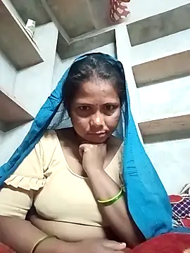 Snapshot of Shreya_pandit chatting on February 24, 2026, 8:40 pm Shreya pandit online show from February 24, 2026, 8:40 pm