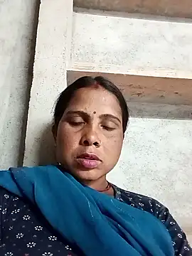 Snapshot of Shreya_pandit chatting on February 28, 2026, 12:17 pm Shreya pandit online show from February 28, 2026, 12:17 pm