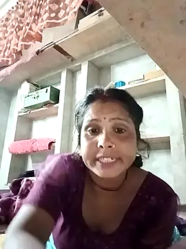 Snapshot of Shreya_pandit chatting on March 3, 2026, 6:36 pm Shreya pandit online show from March 3, 2026, 6:36 pm
