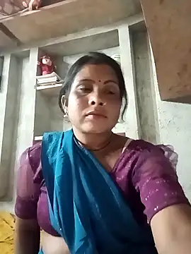 Snapshot of Shreya_pandit chatting on March 7, 2026, 6:05 pm Shreya pandit online show from March 7, 2026, 6:05 pm