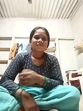 Snapshot of Shreya_pandit chatting on March 15, 2026, 7:20 pm Shreya pandit online show from March 15, 2026, 7:20 pm