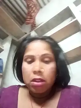 Snapshot of Shreya_pandit chatting on April 6, 2026, 6:53 pm Shreya pandit online show from April 6, 2026, 6:53 pm