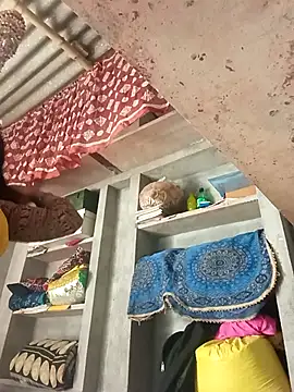 Snapshot of Shreya_pandit chatting on April 8, 2026, 4:56 am Shreya pandit online show from April 8, 2026, 4:56 am