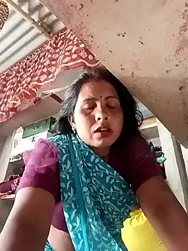 Snapshot of Shreya_pandit chatting on April 11, 2026, 7:35 am Shreya pandit online show from April 11, 2026, 7:35 am