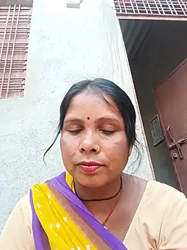 Shreya pandit online show from April 22, 2026, 12:39 pm