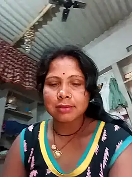 Shreya pandit online show from May 3, 2026, 1:00 am