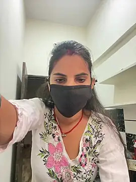 Snapshot of Pooja_Love143 chatting on April 9, 2026, 3:50 am Pooja Love143 online show from April 9, 2026, 3:50 am