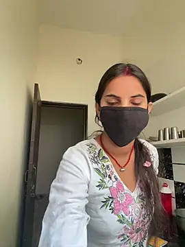 Snapshot of Pooja_Love143 chatting on April 9, 2026, 6:19 am Pooja Love143 online show from April 9, 2026, 6:19 am