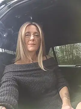 Sacha Scorp online show from March 28, 2026, 9:09 am