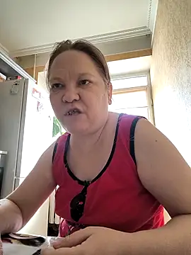 Snapshot of -Queen- chatting on February 6, 2026, 10:29 am -Queen- online show from February 6, 2026, 10:29 am