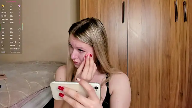 SkyeDavis online show from March 11, 2026, 1:06 pm