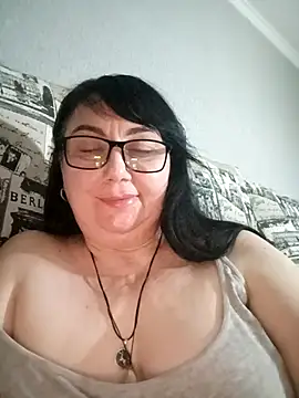 MariSwan222 online show from April 19, 2026, 8:22 pm