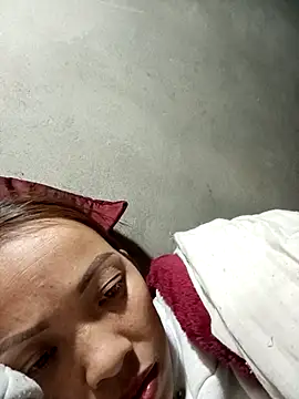 Snapshot of Andrea-688 chatting on February 3, 2026, 7:02 am Andrea-688 online show from February 3, 2026, 7:02 am