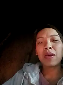 Snapshot of Andrea-688 chatting on February 4, 2026, 10:21 am Andrea-688 online show from February 4, 2026, 10:21 am