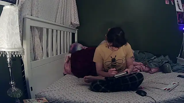 hanna banana5 online show from December 18, 2025, 6:52 am