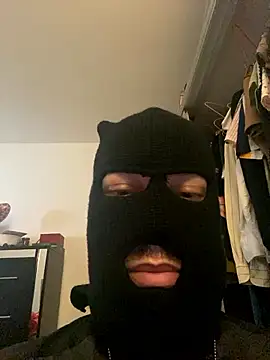 3LEGSSS online show from January 10, 2026, 1:35 pm